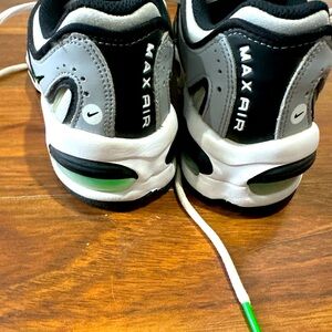 Nike Air Max size 5Y. Worn once in the house. My son is just picky